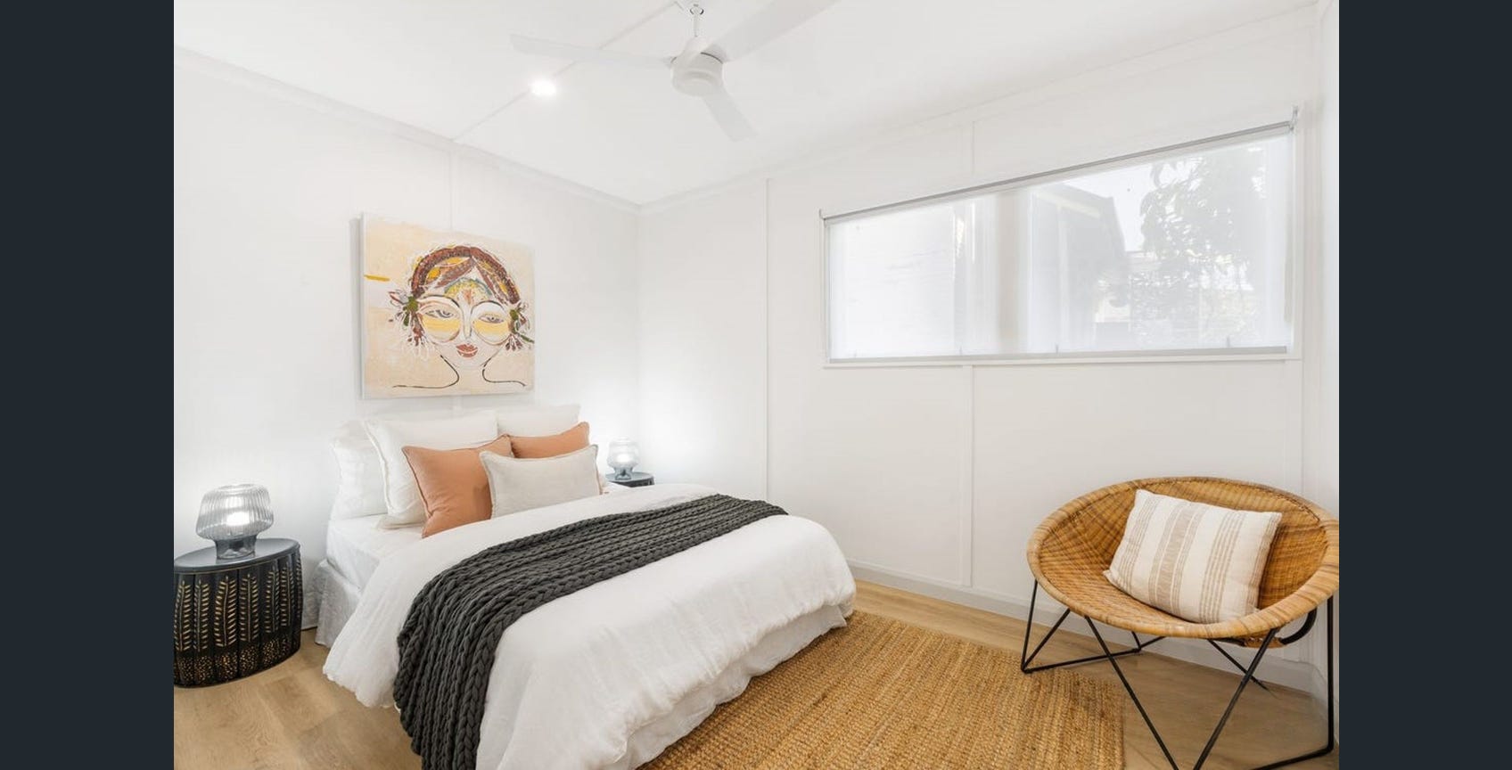 New SIL Home: Comfortable and Modern Living — Home image 8