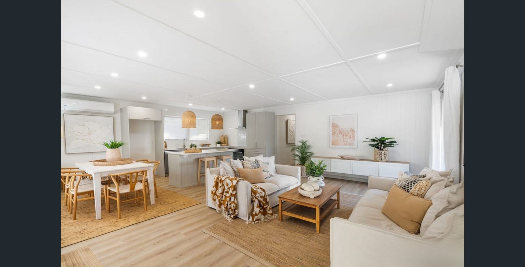 New SIL Home: Comfortable and Modern Living — Home image 11