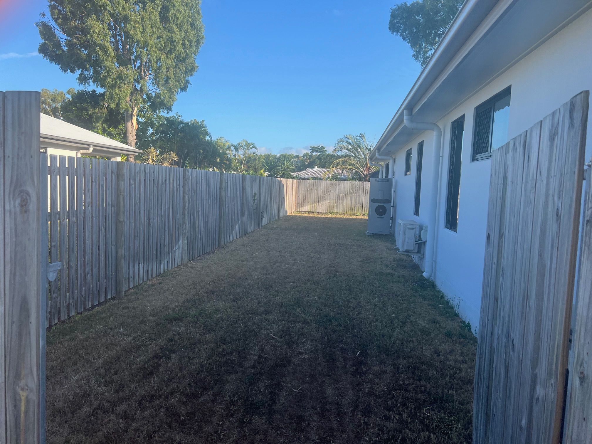 3 BR HPS Home with OOA Room – Bushland Beach — Home image 5