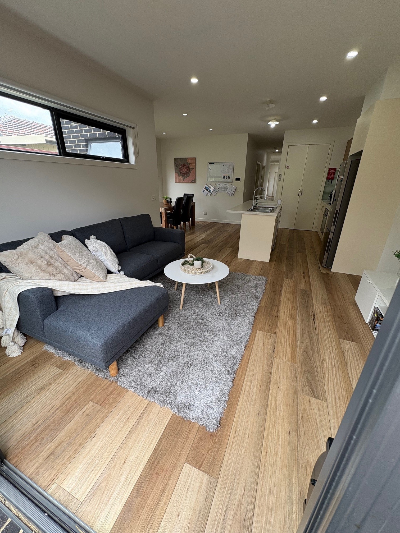 3 bedroom townhouse — Home image 2