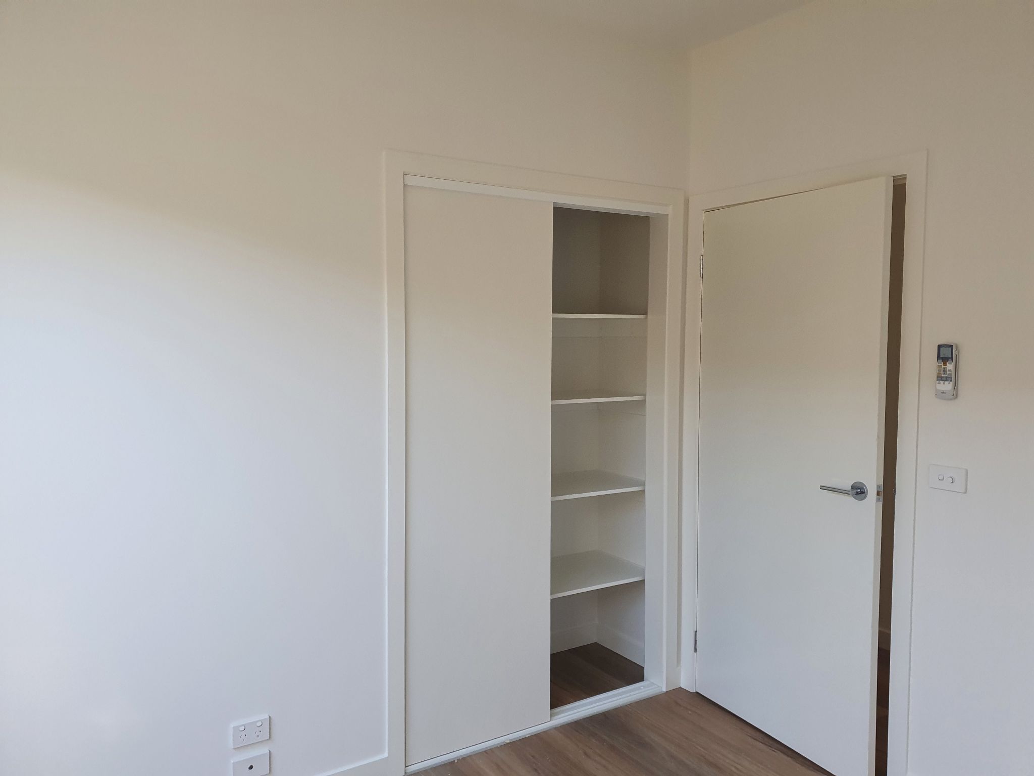 3 bedroom townhouse — Home image 23