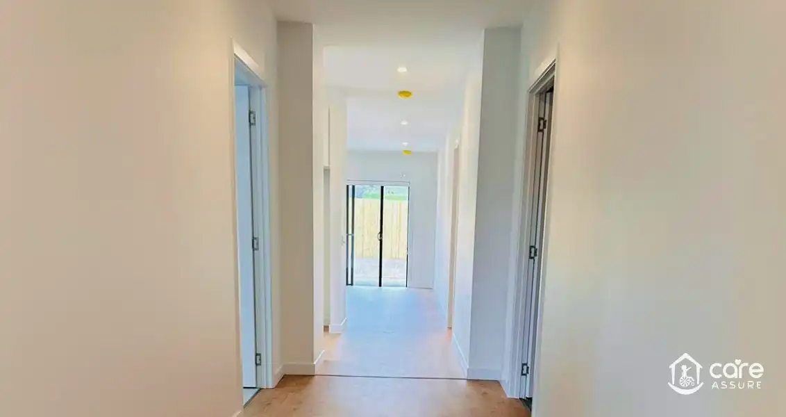 Robust / High Physical Support Home in Youngtown — Home image 3
