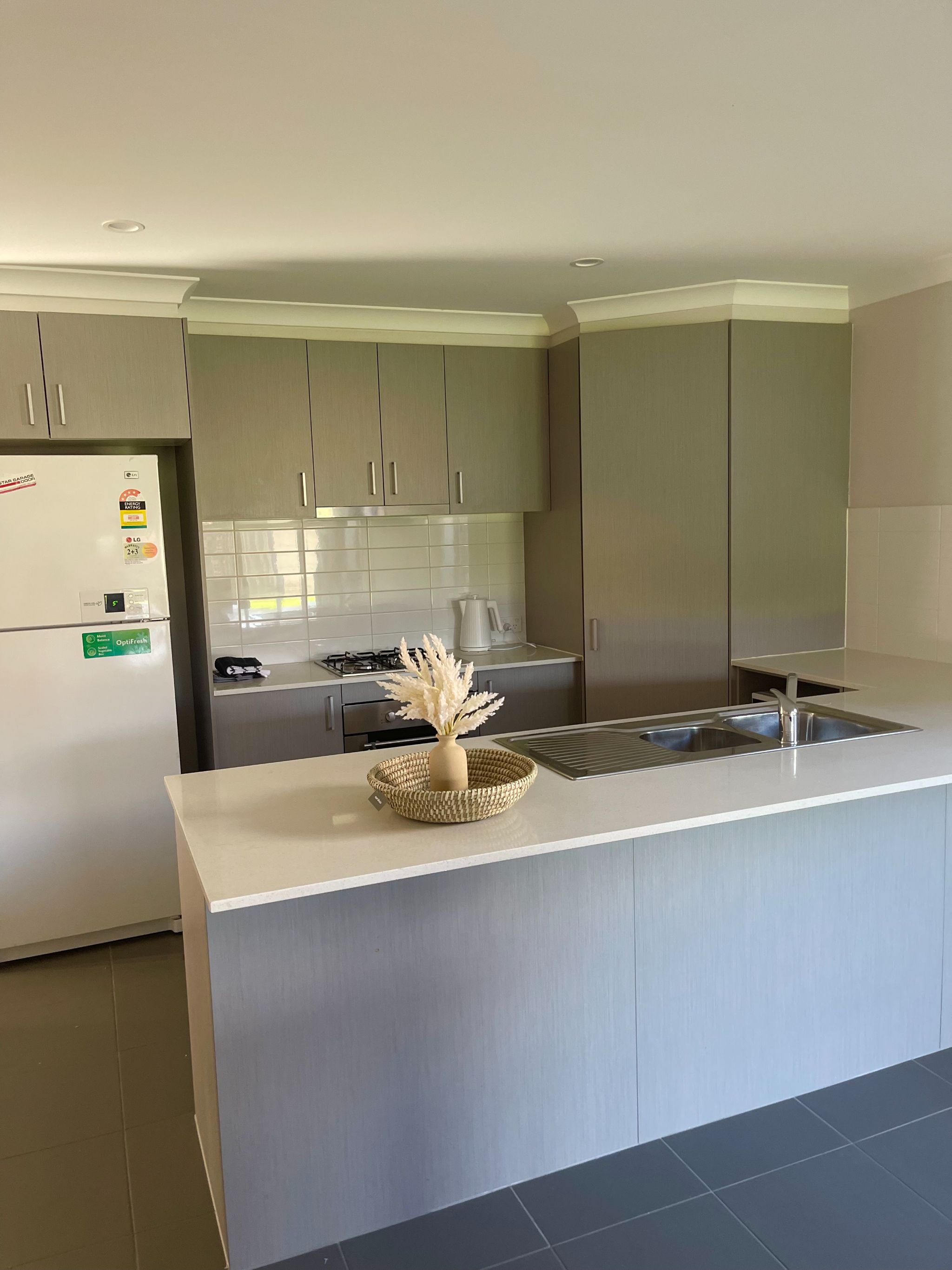 Beautiful Modern Home — Home image 12