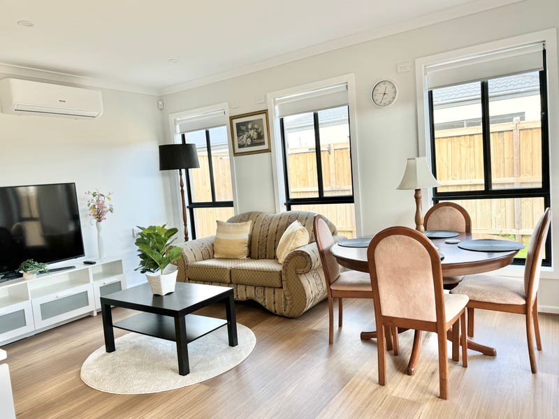 Modern 3-Bedroom Home in Greenmont, Wyndham Vale — Home image 8