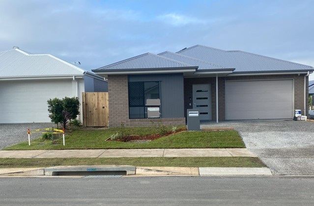 Lakeside Living - Brand New, 4 Bed High Physical Support SDA House — Home image 2