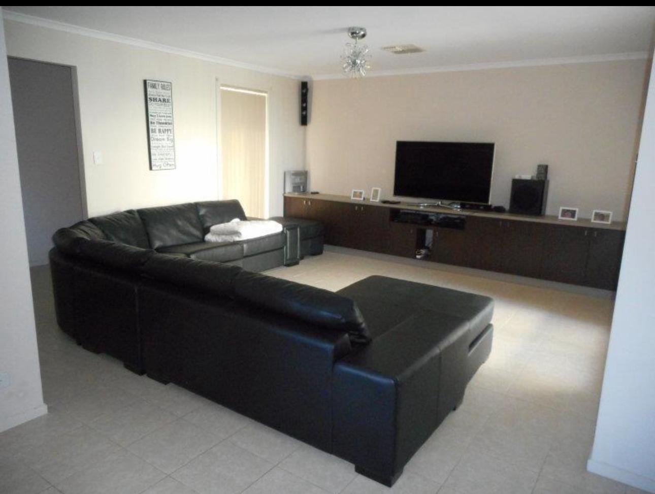 Charming 3-Bed Home in Morphett Vale 5162 — Home image 2