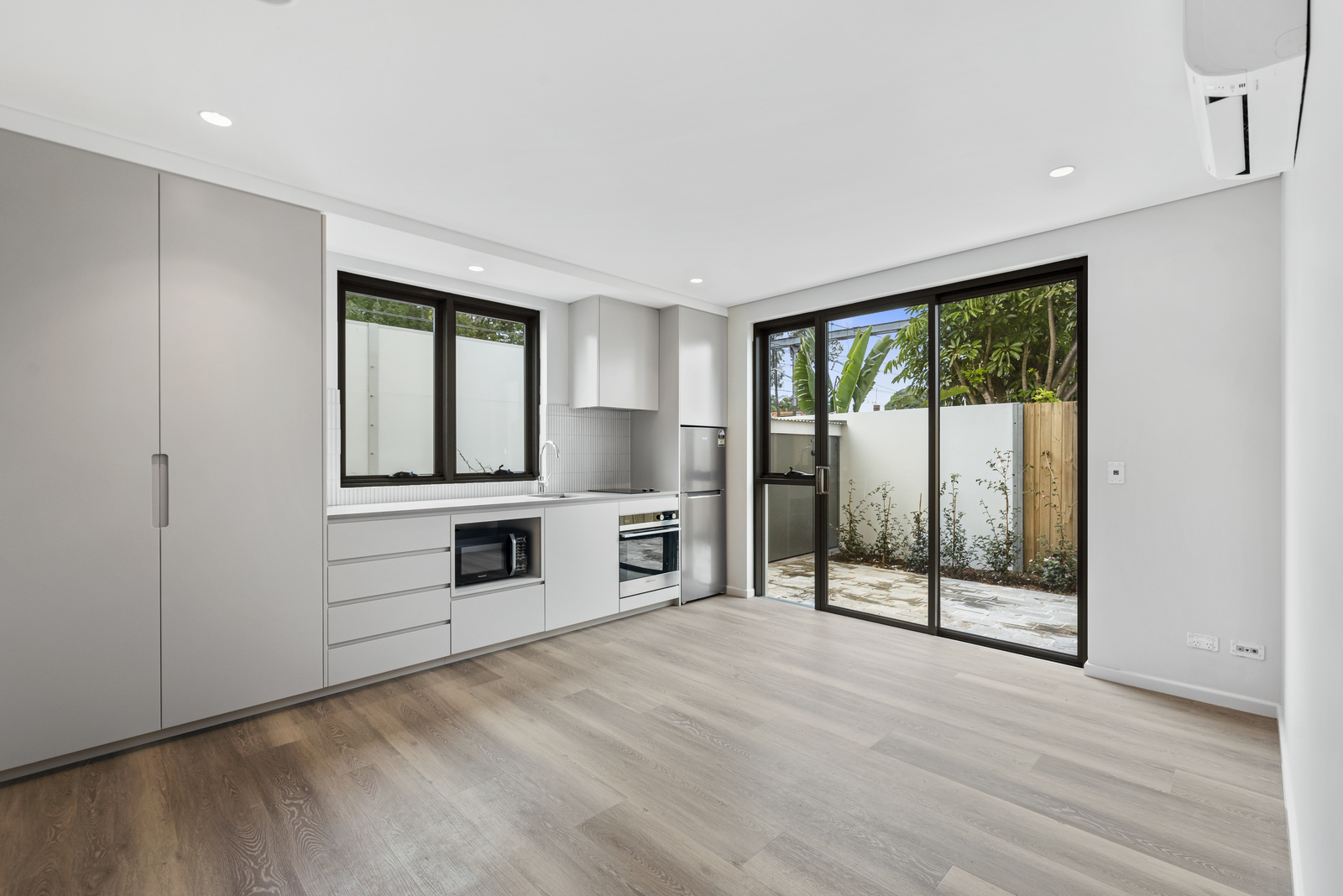 Enjoy Support Independent Living and a lively inner city lifestyle — Home image 2