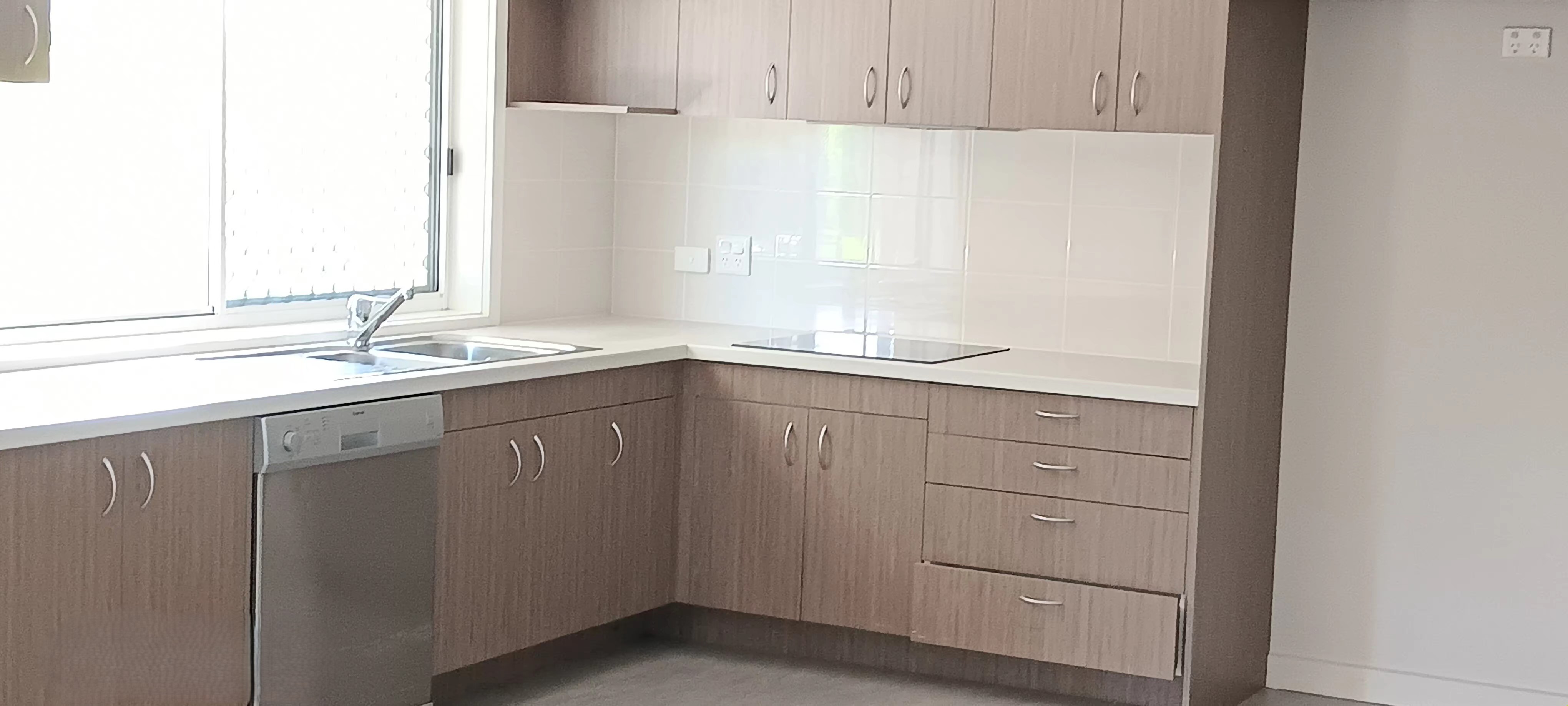 Spacious private 2-bedroom accessible unit in Maryborough — Home image 3