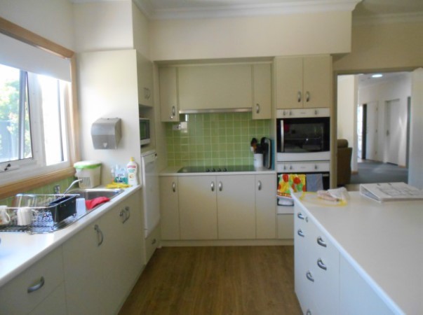 Two vacancies in a five bedroom High Physical Support house in Strathdale — Home image 9