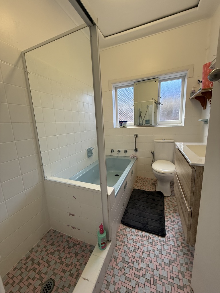 Peakhurst Heights — Home image 7