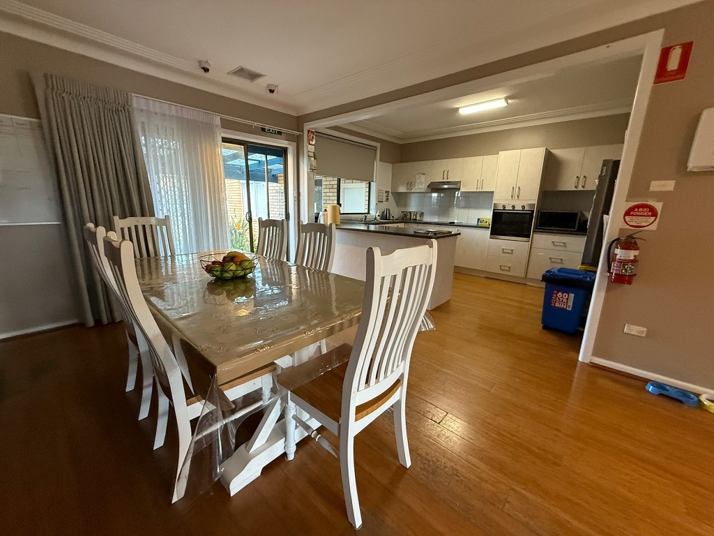 Peakhurst Heights — Home image 6