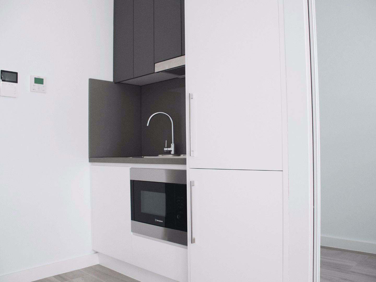 Individual SIL Studio Apartment in the heart of Petersham — Home image 4