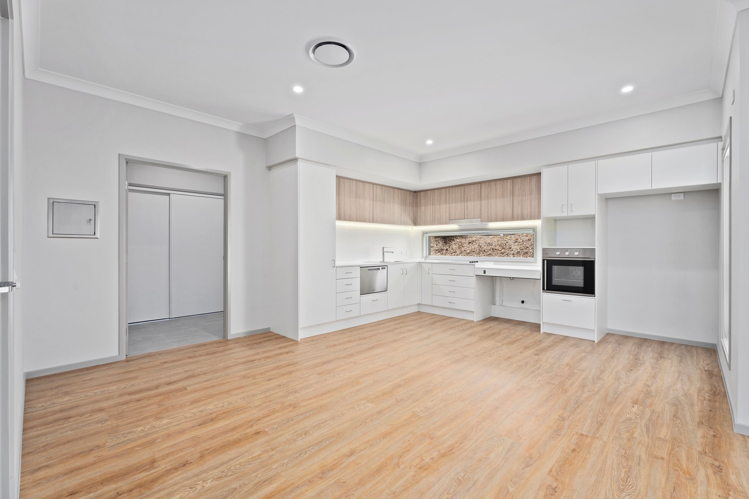 COOMERA, GOLD COAST QLD – HPS HOUSE (LOOKING FOR CO-TENANT) — Home image 4