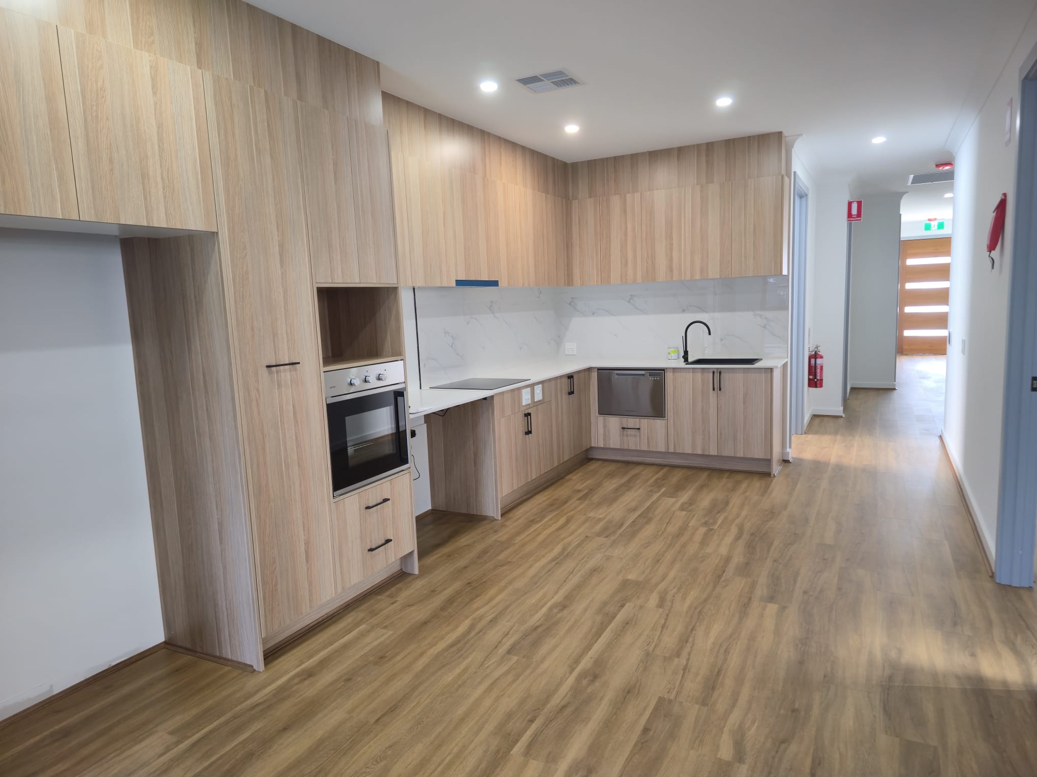 1 Larks avenue Seaton 5023 — Home image 4