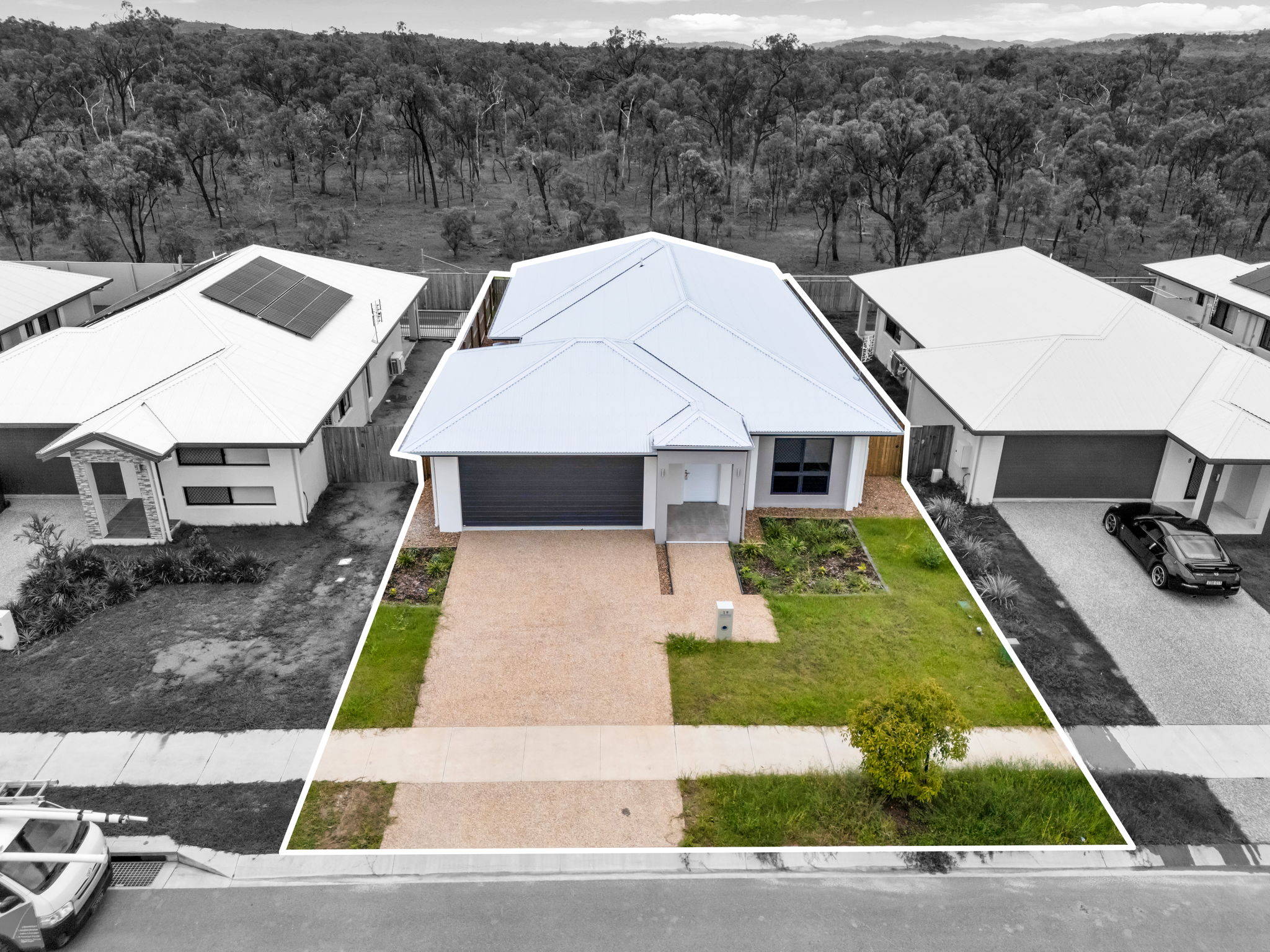 2 HPS Rooms + OOA + Media Room, Available now in Bohle Plains! — Home image 6
