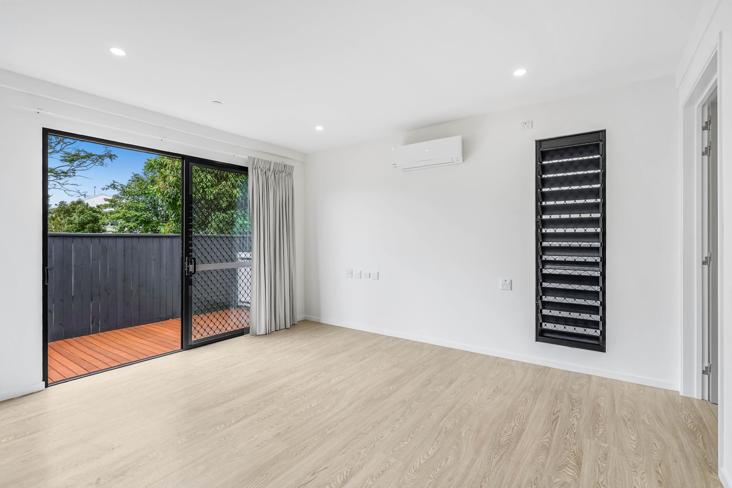SDA on Buchan Street — Home image 7