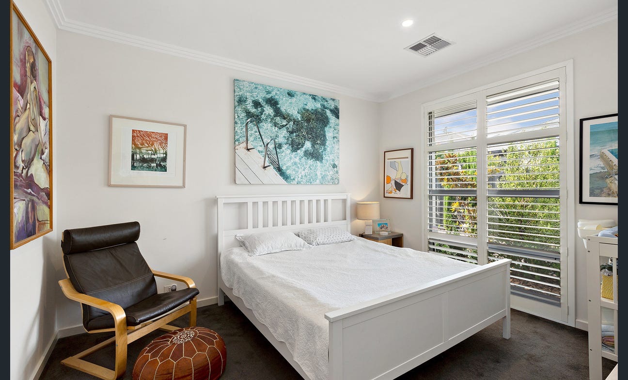 SIL House in Warradale SA — Home image 6