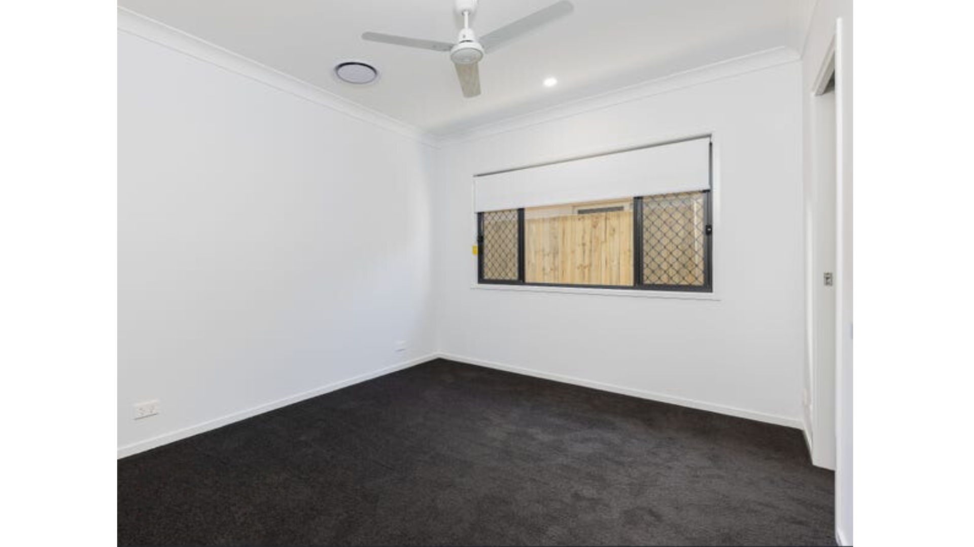 Brand New Furnished House Available in Morayfield. Available for SIL/MTA/STA — Home image 2