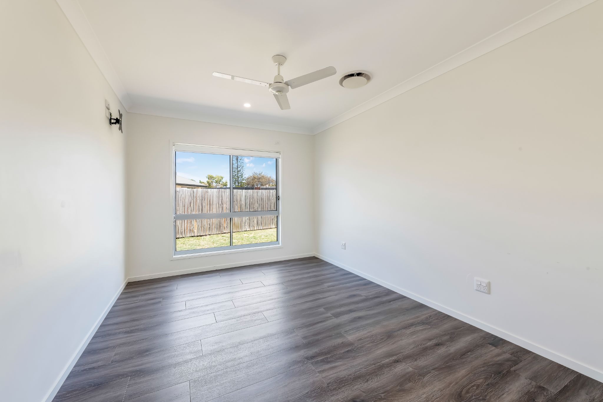 1 SDA Room Left in Ground Floor Duplex, Available in Bargara — Home image 3