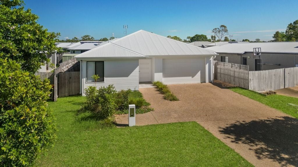 Housemate Wanted in 3 HPS + OOA home in Deeragun — Home image 12