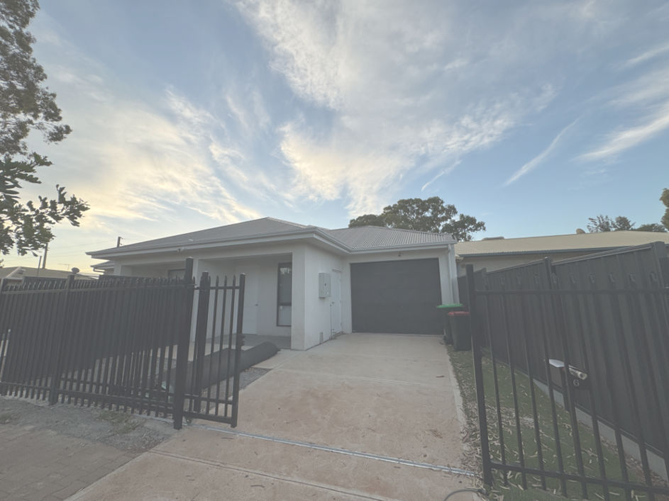 1 Bedroom SDA House - ***ROBUST*** Close to Lyell McEwen Hospital — Home image 2