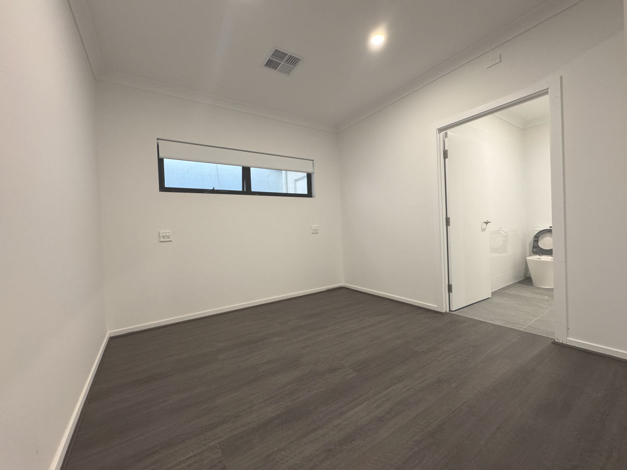 1 Bedroom SDA House - ***ROBUST*** Close to Lyell McEwen Hospital — Home image 6