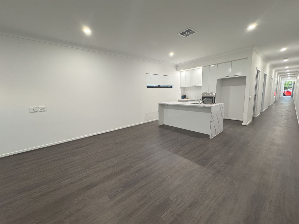 1 Bedroom SDA House - ***ROBUST*** Close to Lyell McEwen Hospital — Home image 10
