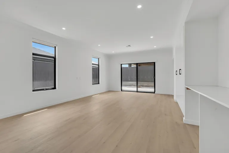 Riverlea Park — Home image 5