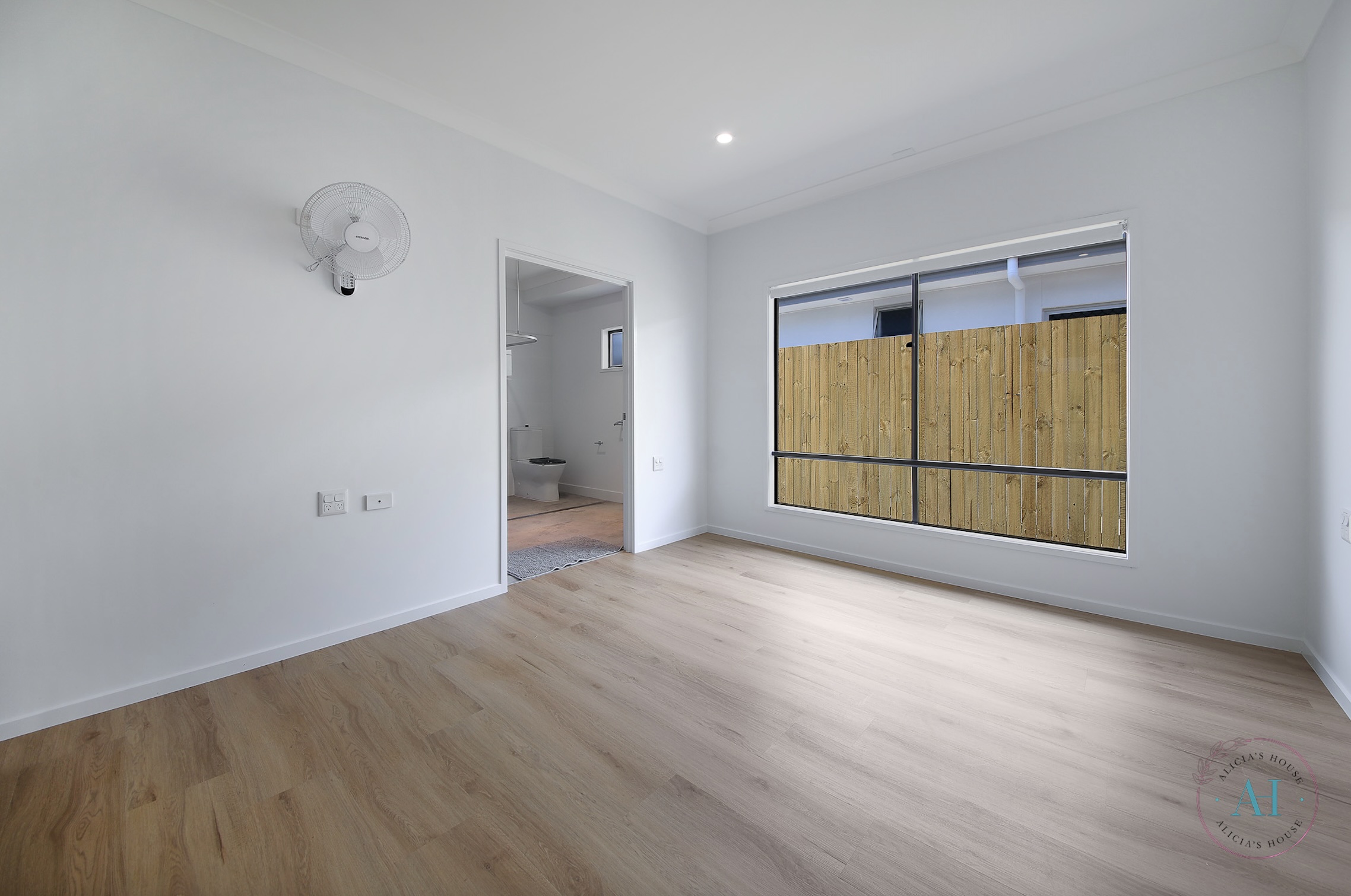 Modern Spacious HPS Home! — Home image 9