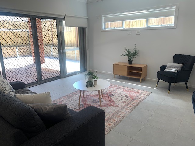 Modern 3-Bedroom home with 2 Vacancies available NOW! — Home image 4