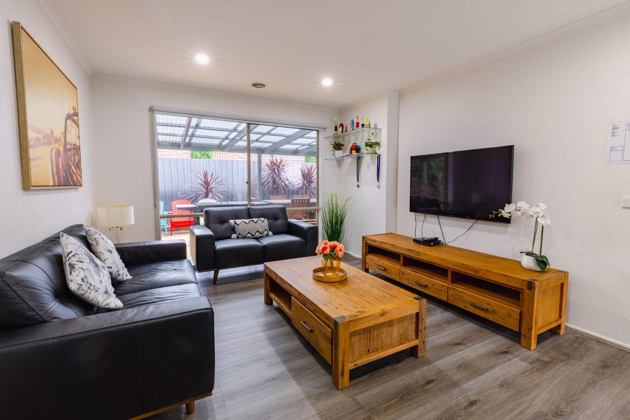 Comfortable & Social SIL Home in Cranbourne East with Garden Retreat — Home image 5