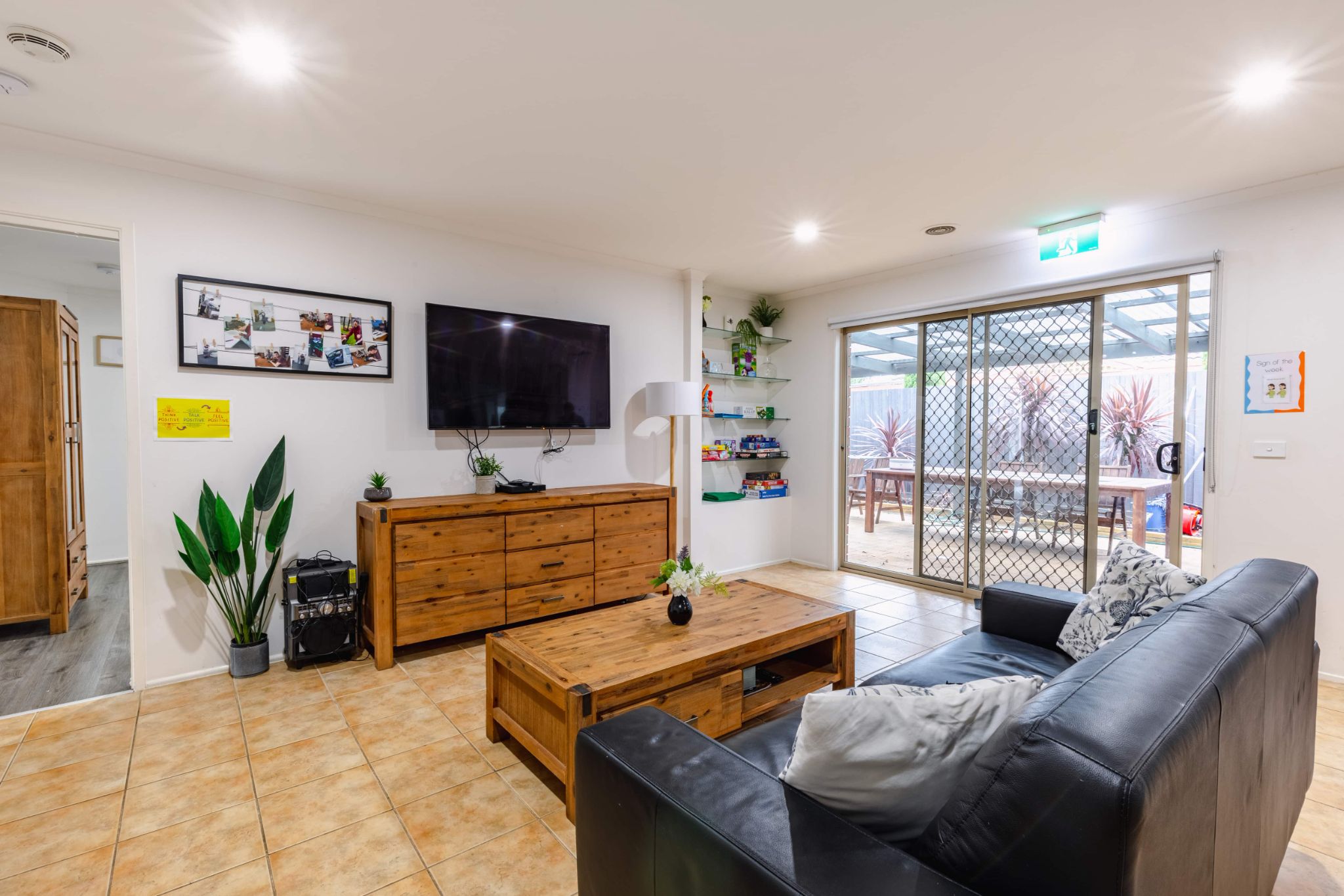 Comfortable & Social SIL Home in Cranbourne East with Garden Retreat — Home image 12