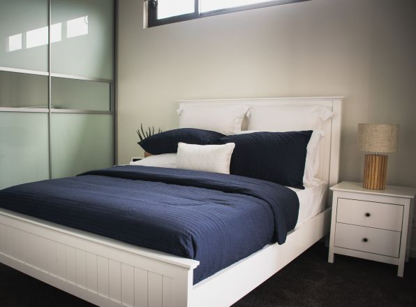 Spacious 3 bedroom Improved Liveability (IL) Apartment in Central Liverpool — Home image 3
