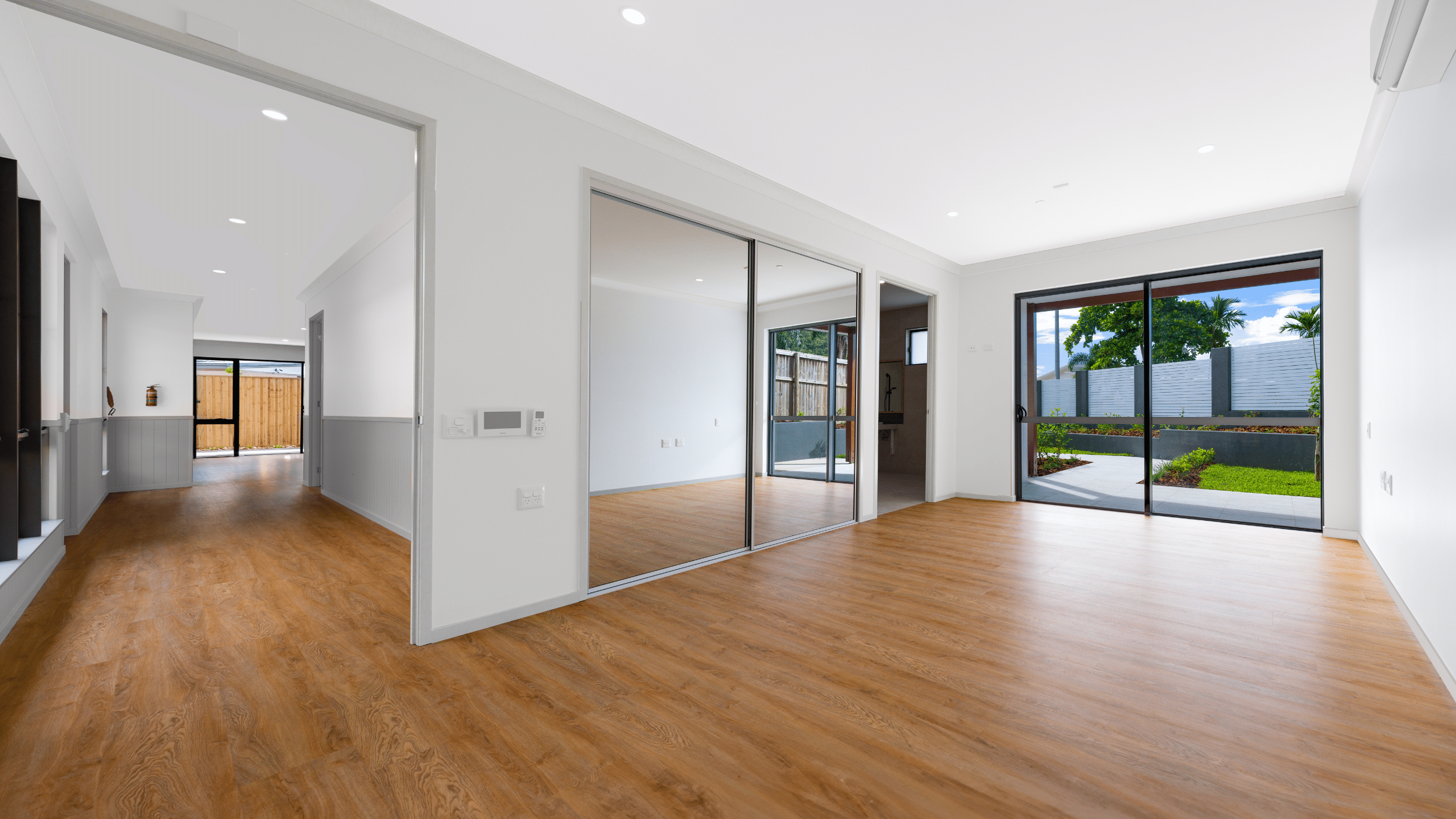 Smithfield — Home image 4
