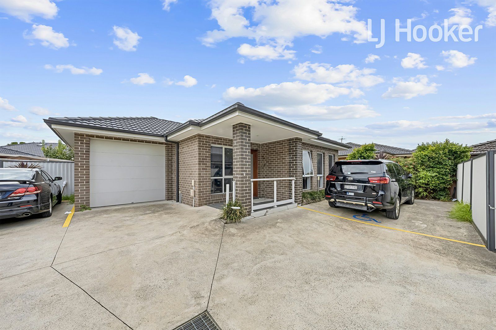 Spectacular Independent Living Villas in Bossley Park NSW with 24/7 Care — Home image 4