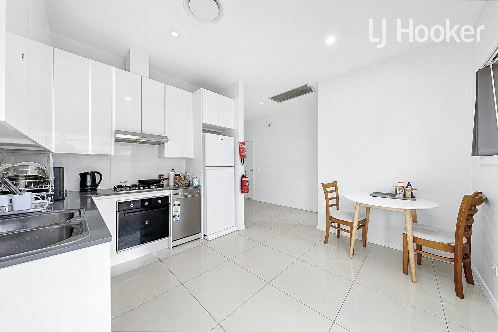 Spectacular Independent Living Villas in Bossley Park NSW with 24/7 Care — Home image 5
