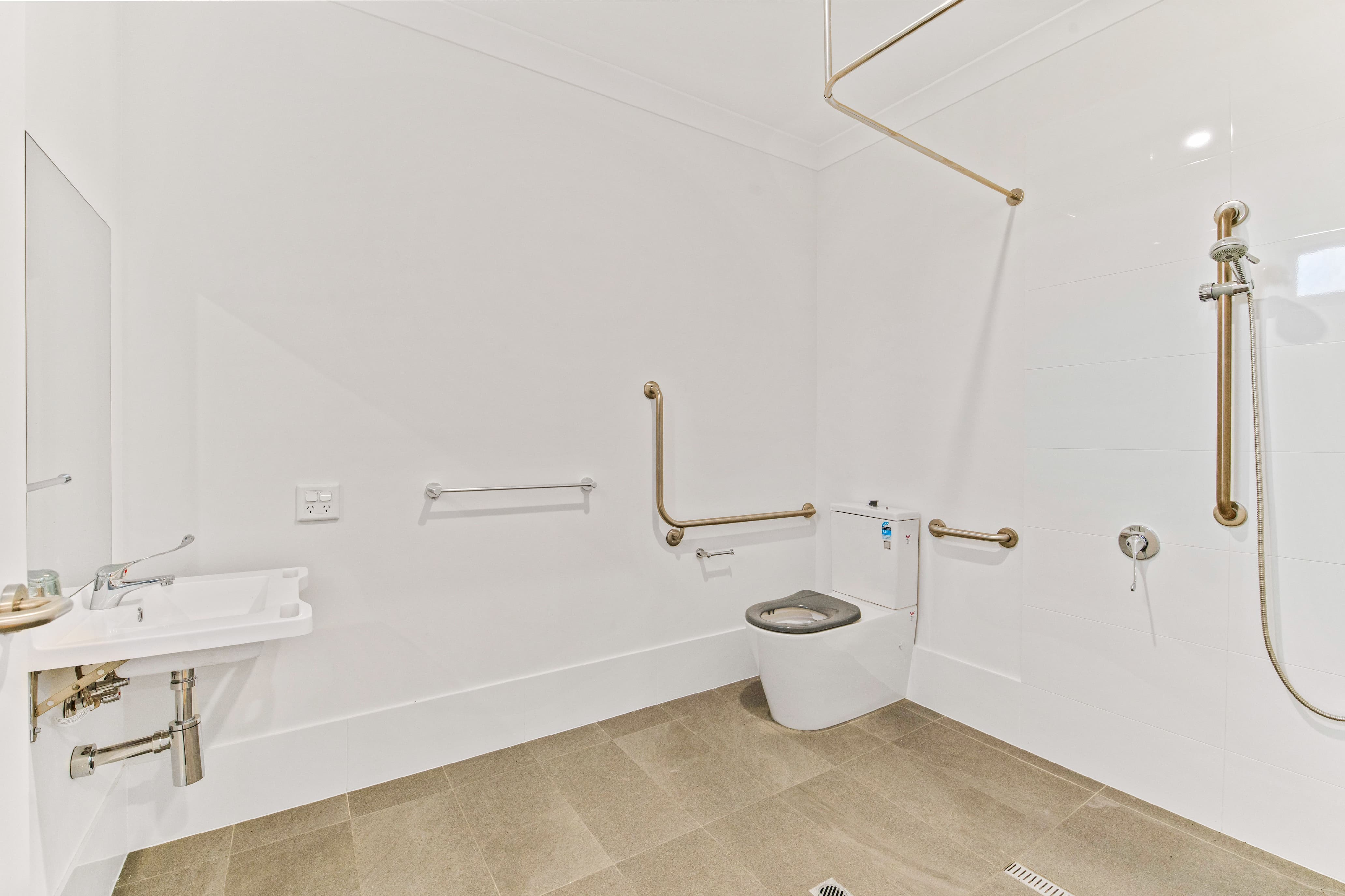 Comfortable SDA living at Inglefarm — Home image 5