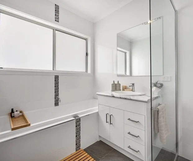 Welcoming 4‑Bedroom SIL Property with Open‑Plan Living Mount Gambier — Home image 3