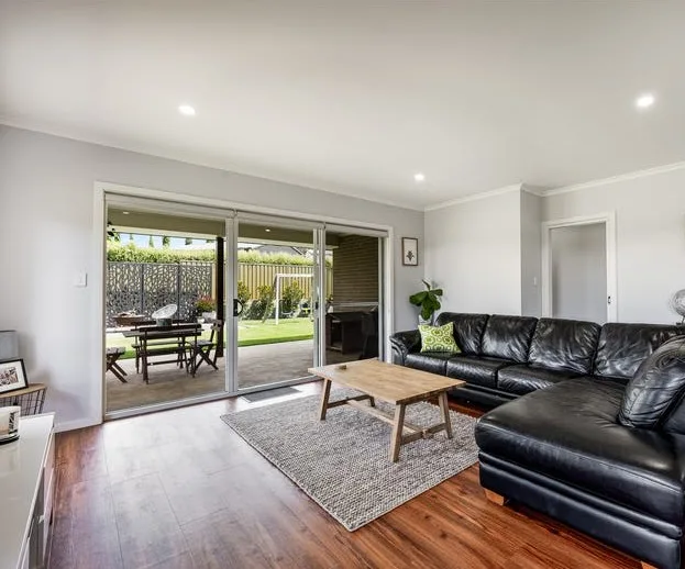 Welcoming 4‑Bedroom SIL Property with Open‑Plan Living Mount Gambier — Home image 10