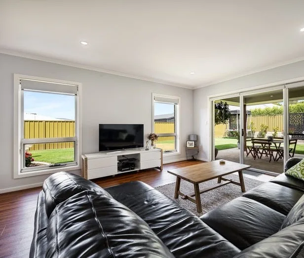 Welcoming 4‑Bedroom SIL Property with Open‑Plan Living Mount Gambier — Home image 11