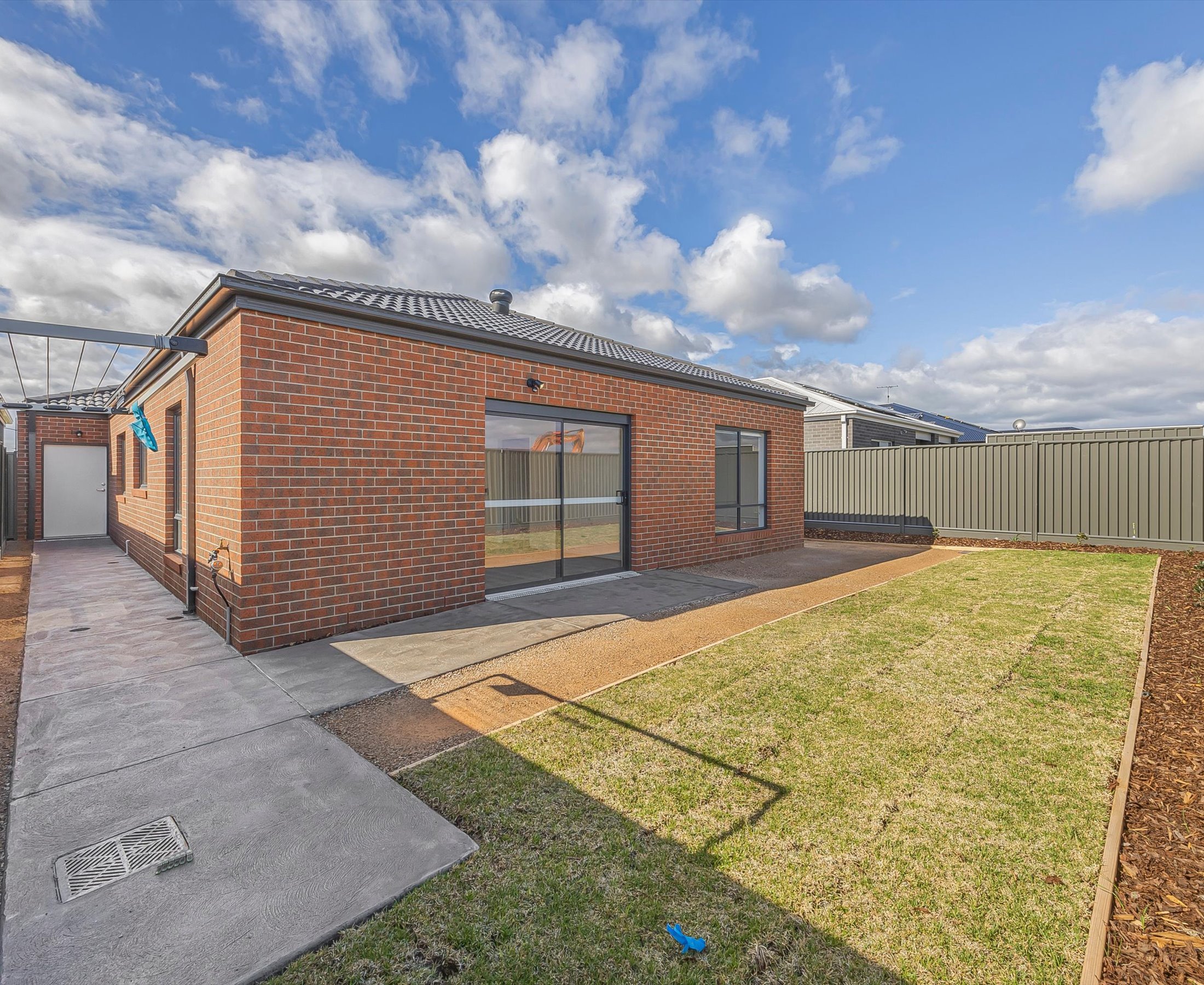 Lara - SDA - High Physical Support - House - 2 Residents — Home image 8