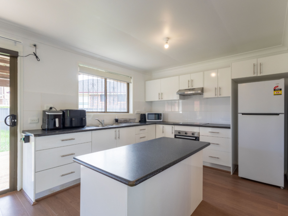 SIL House St Johns Park — Home image 2