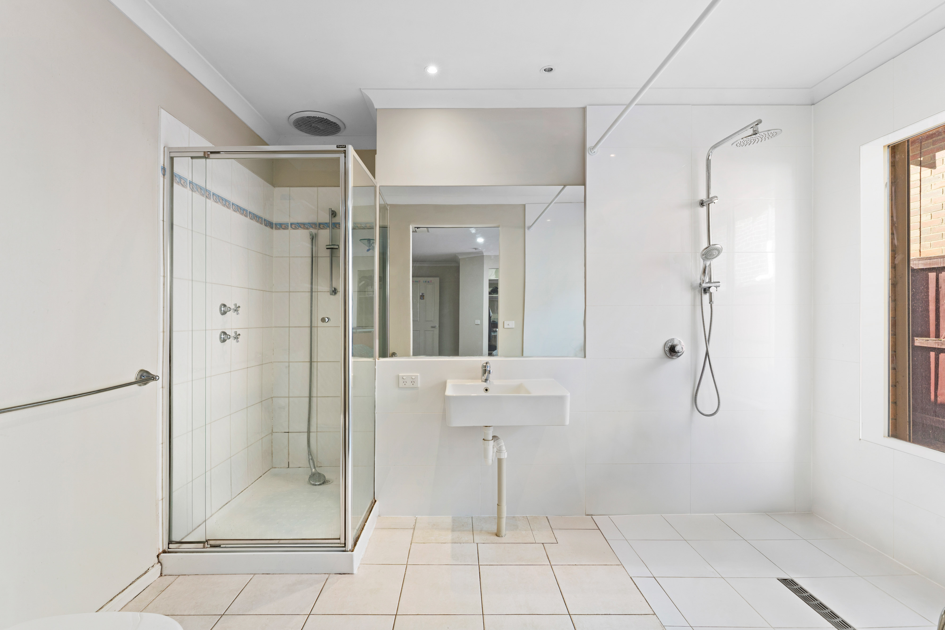 Two vacancies are available in a Fully Accessible house in South Morang — Home image 2