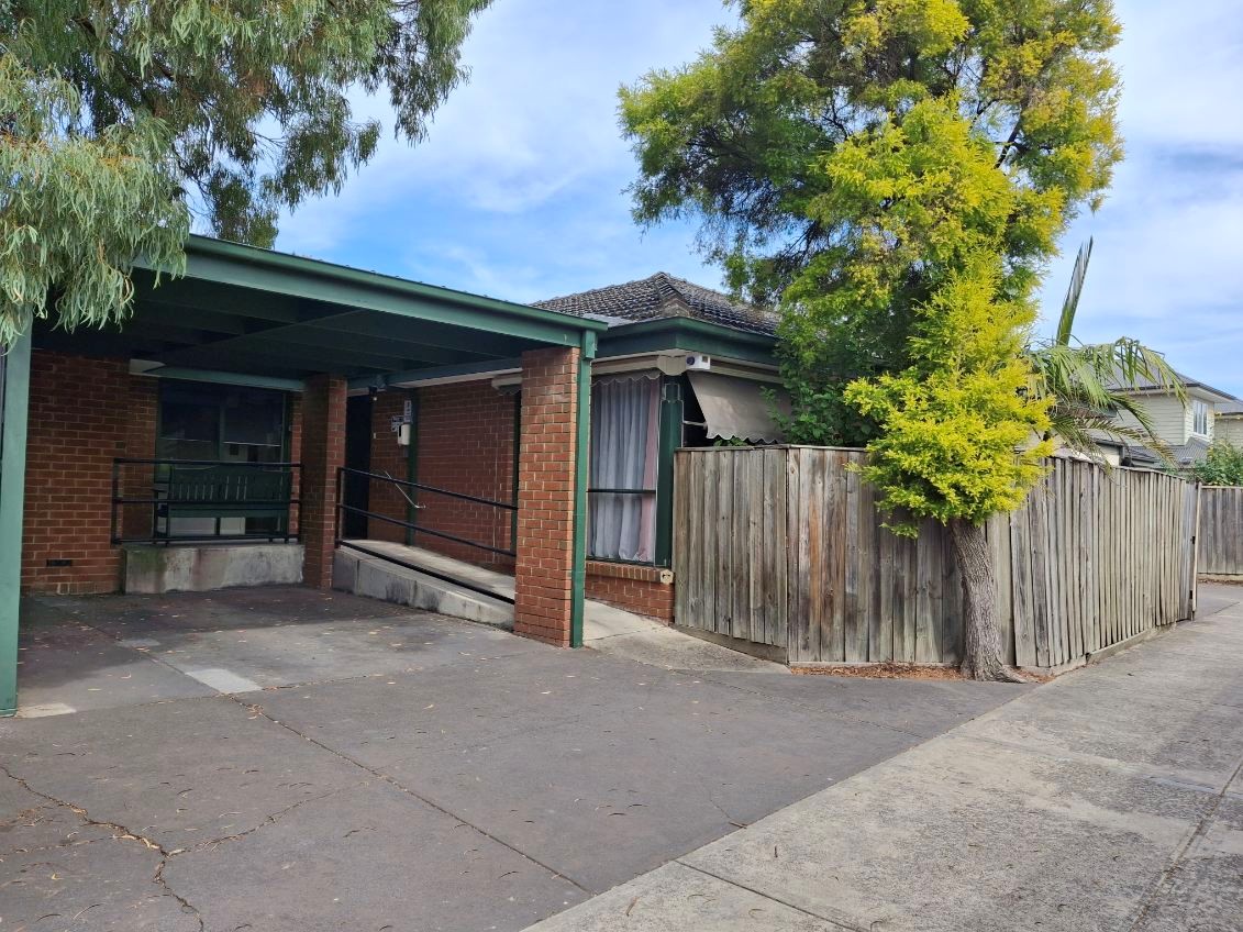 2 Benares Street Mitcham — Home image 8