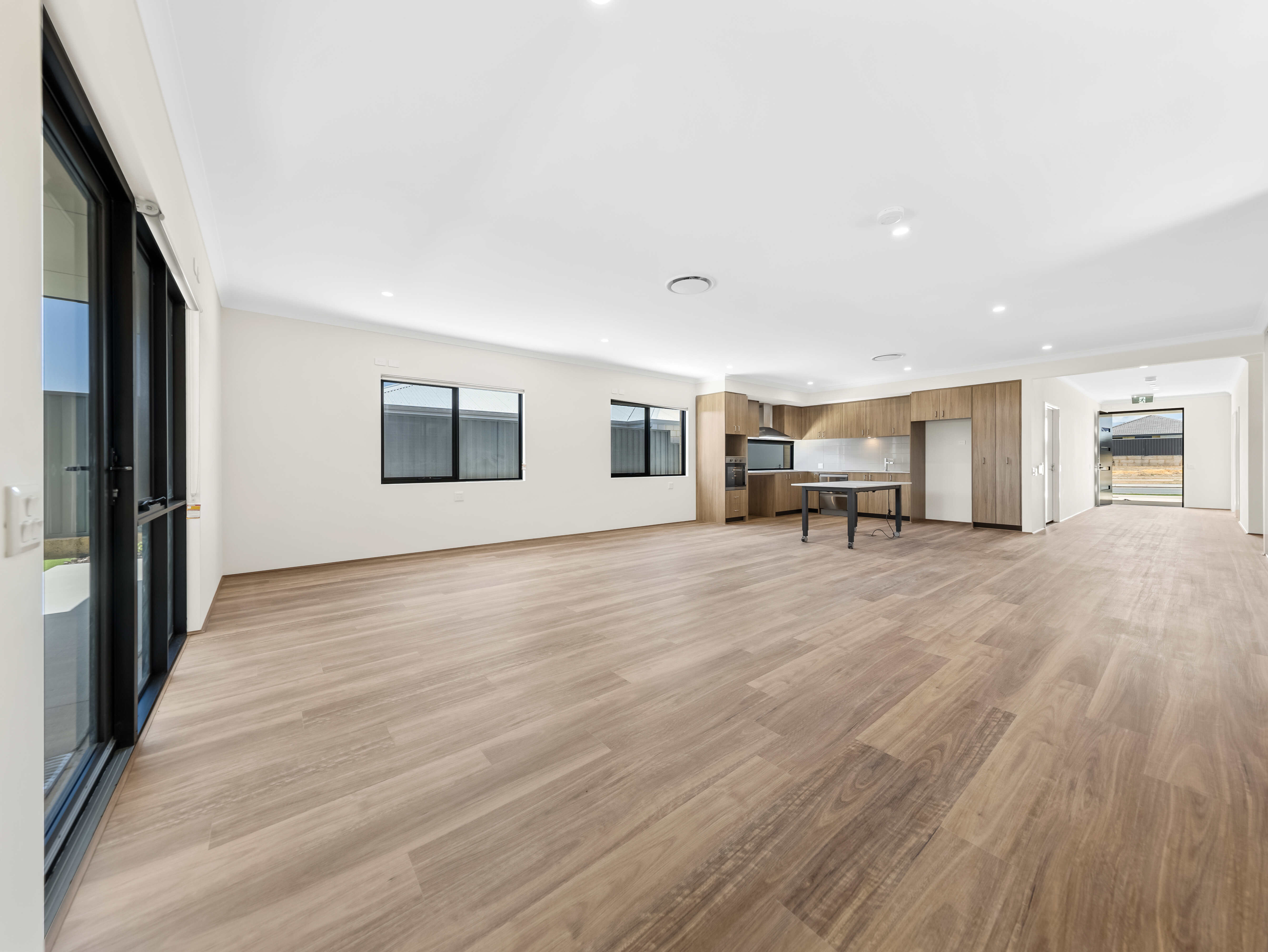 BRAND NEW - Spacious 2 Resident (HPS) (SDA) Baldivis House — Home image 4