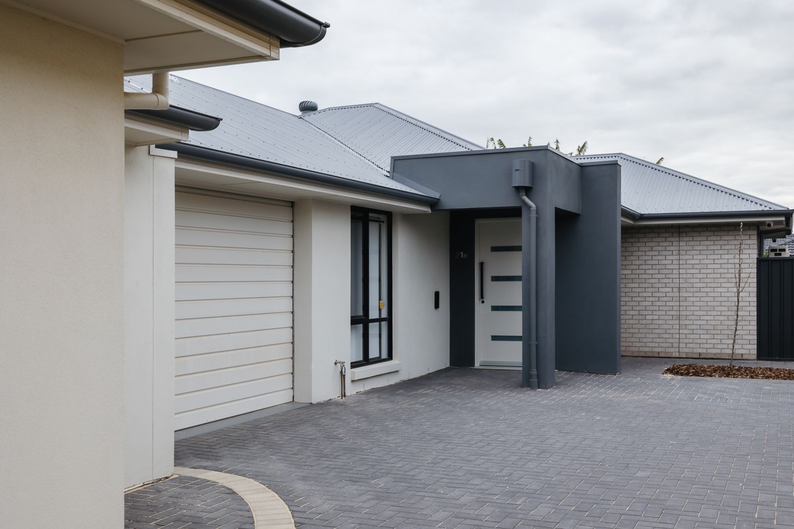 Share or Live Alone... Your choice in these TWO 2-bedroom SDA homes. Disability Accommodation — Home image 3