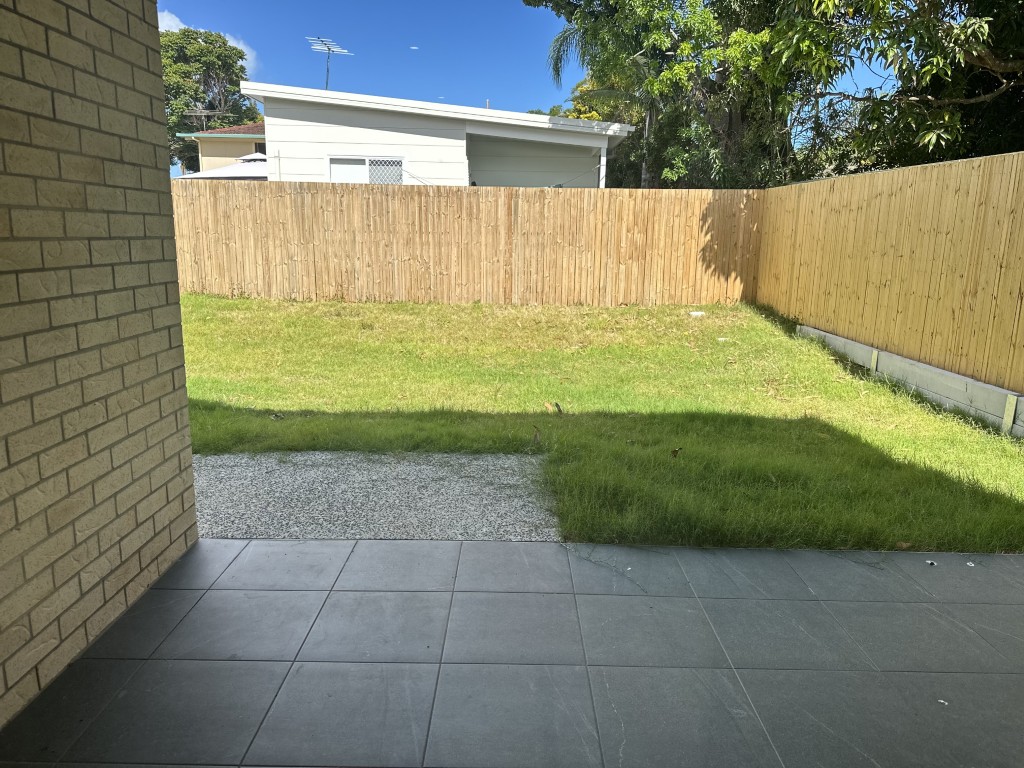 High Physical Support home - just a hop, skip and a jump from the bay! — Home image 38