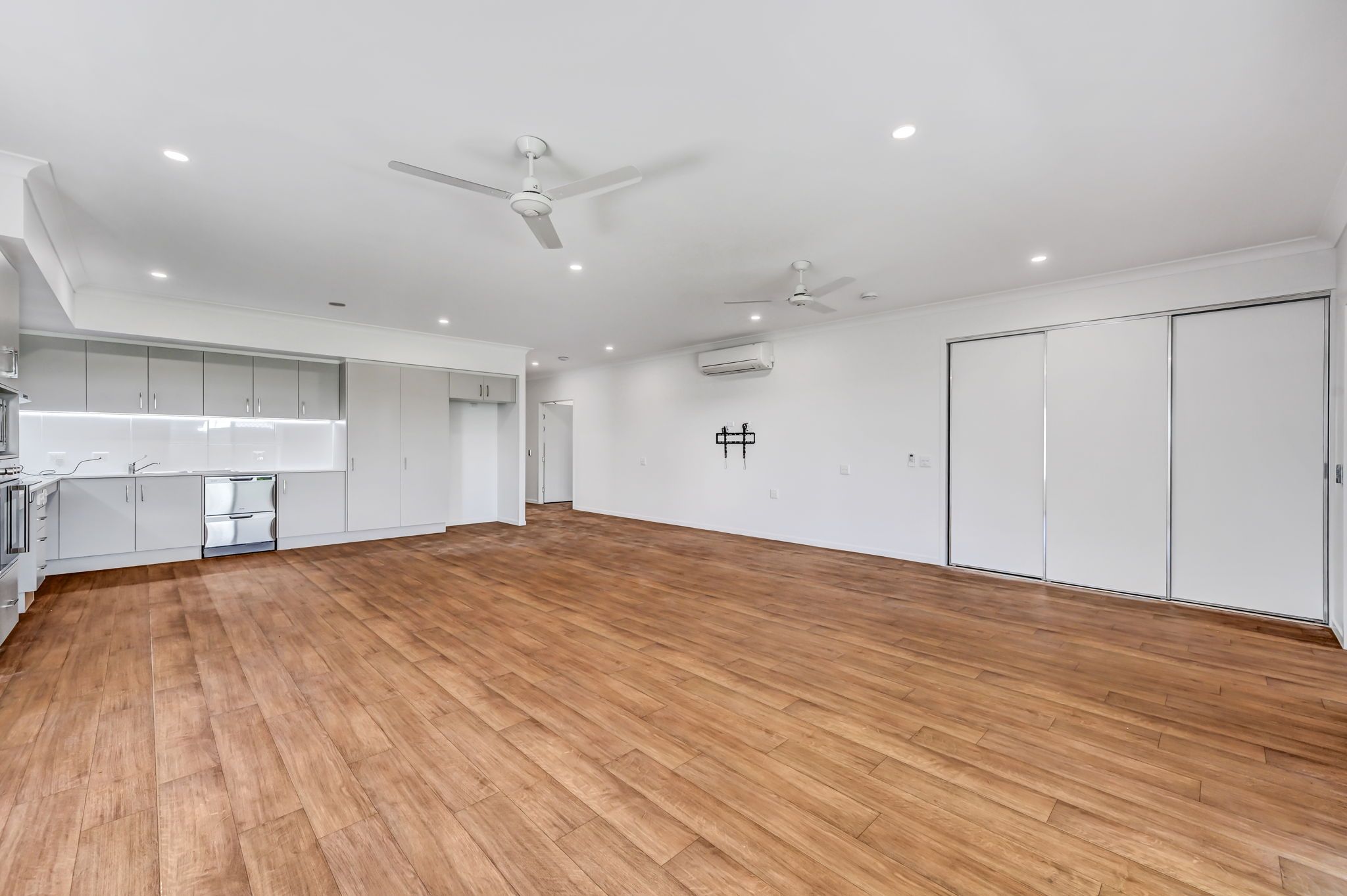 Bohle Plains QLD 4817 — Home image 14
