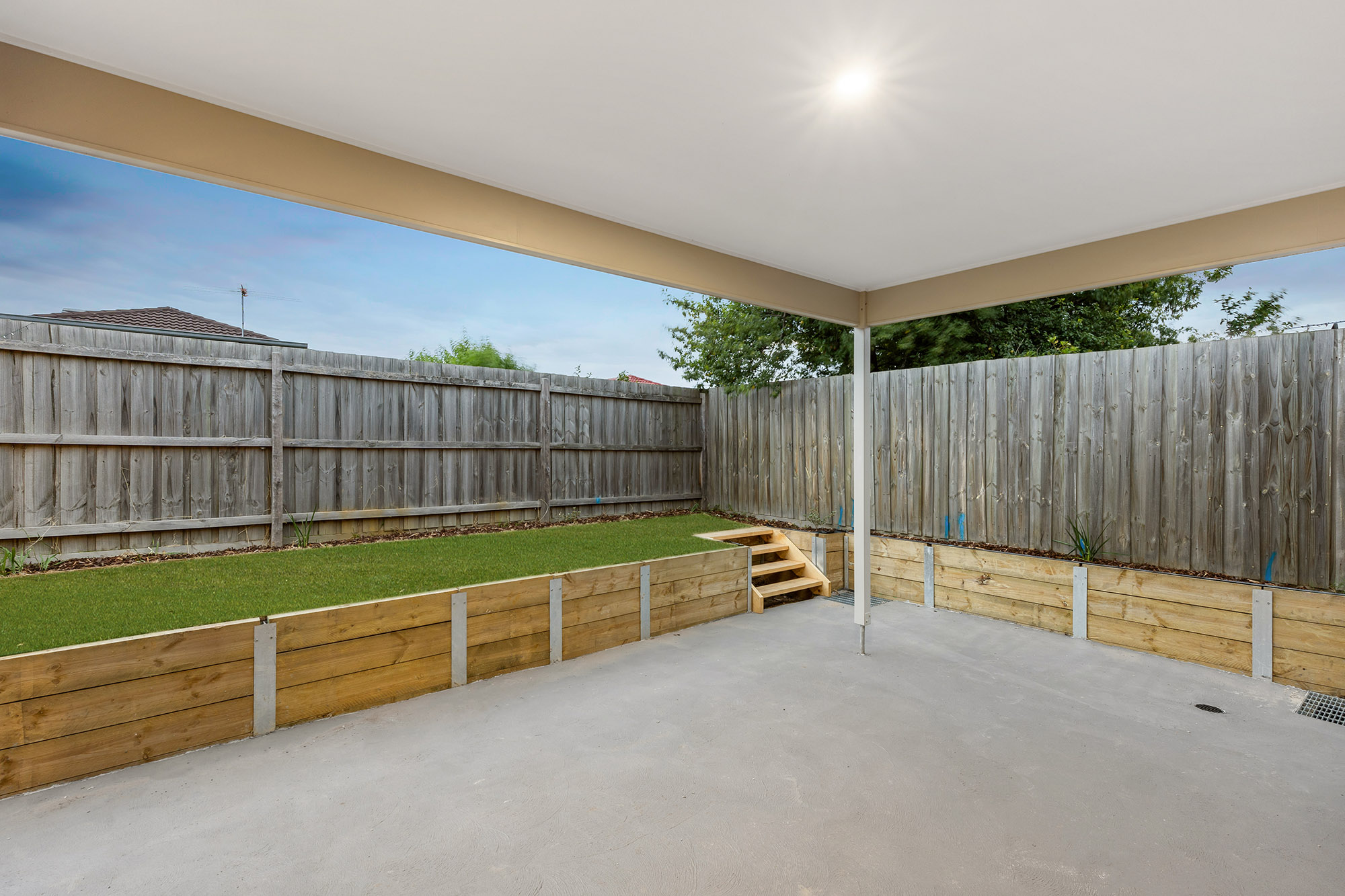 Brand new 2 bedroom High Physical Support House in Hampton Park — Home image 2