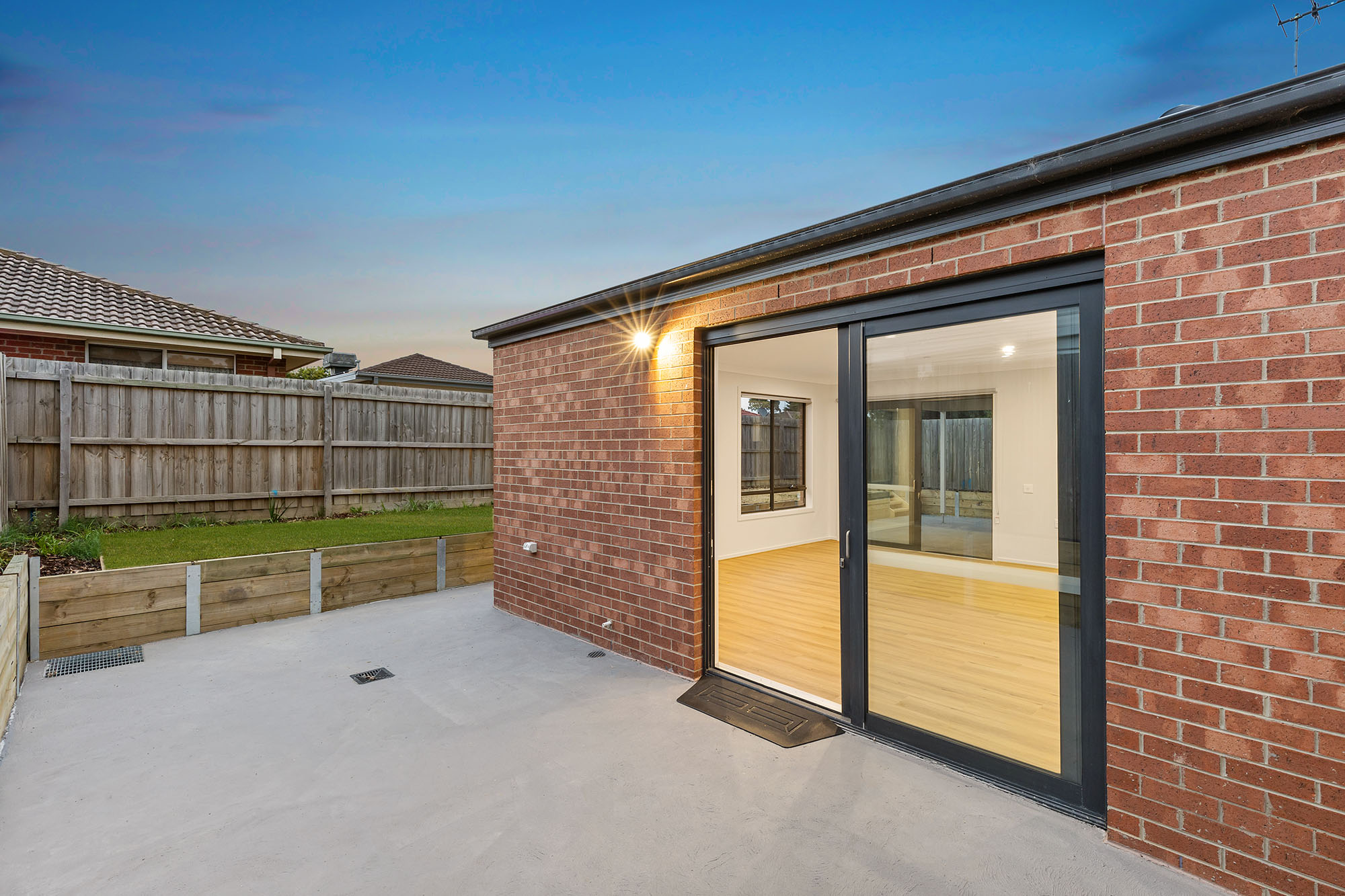 Brand new 2 bedroom High Physical Support House in Hampton Park — Home image 3